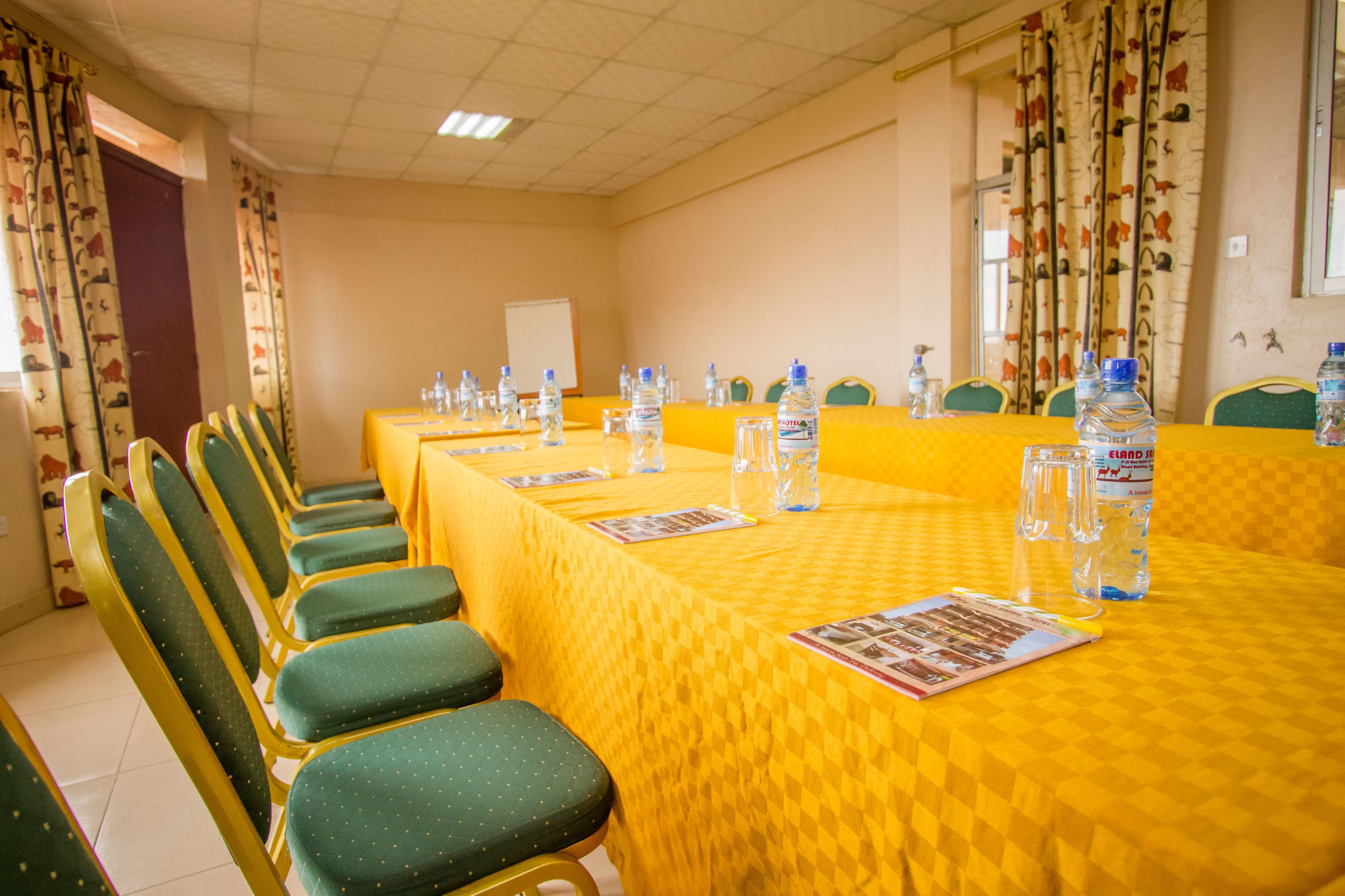 Eland Safari Hotel Nyeri Ngoại thất bức ảnh